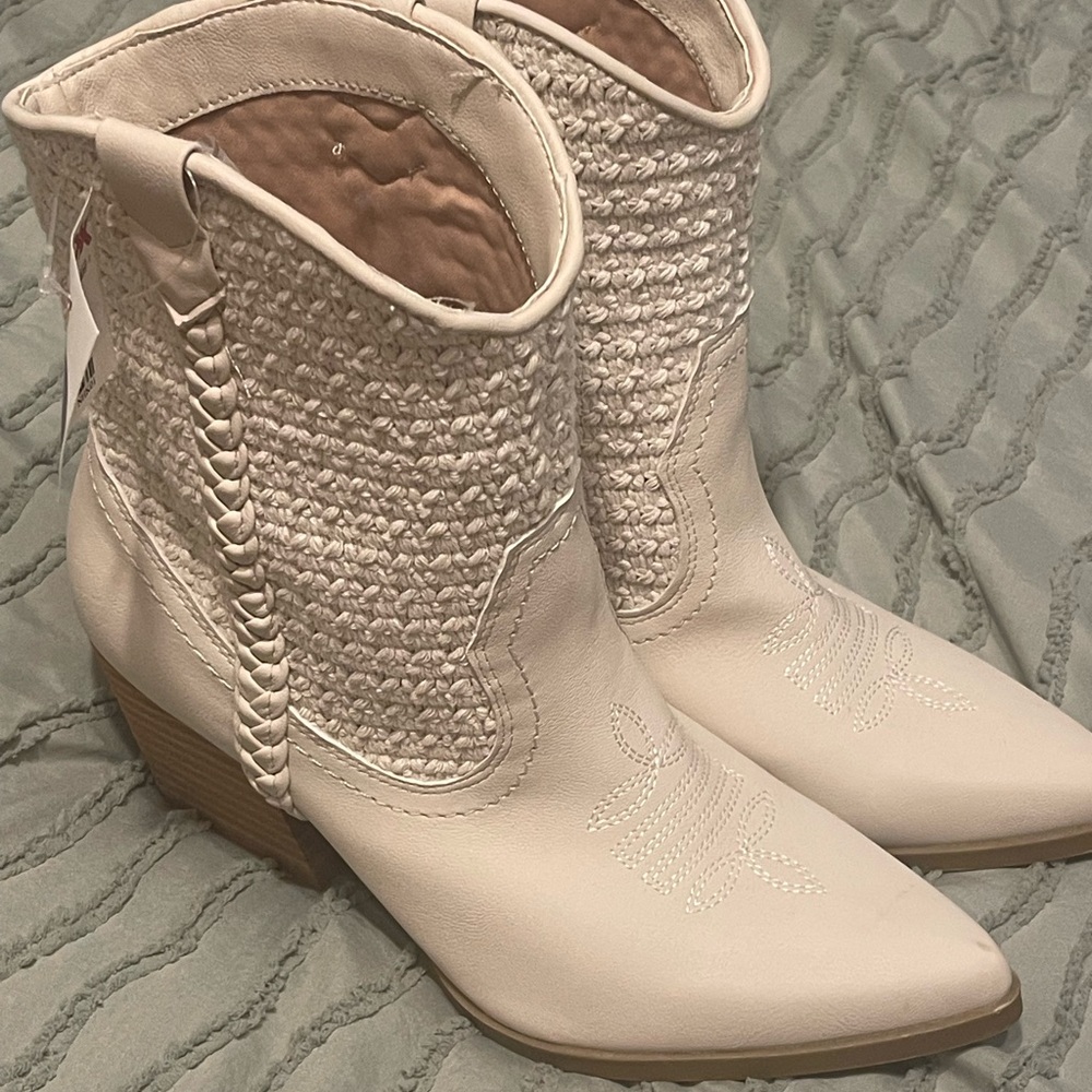 DV by Dolce Vita Braided Ankle Boots - Cream